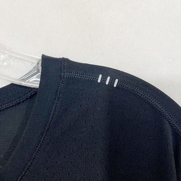 Lululemon Metal Vent Tech Short Sleeve Shirt Black Crewneck - Men's Large - Picture 3 of 7